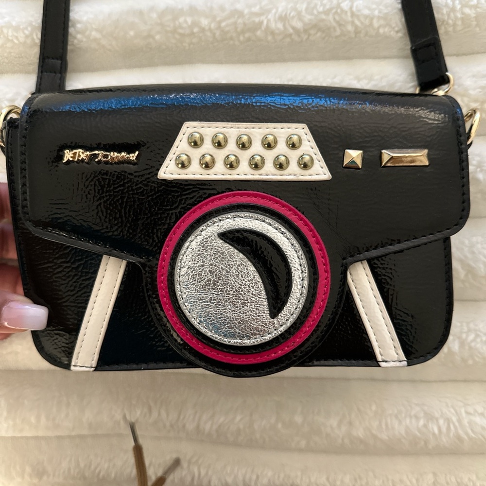 Betsey Johnson Get My Good Side Camera Crossbody Bag